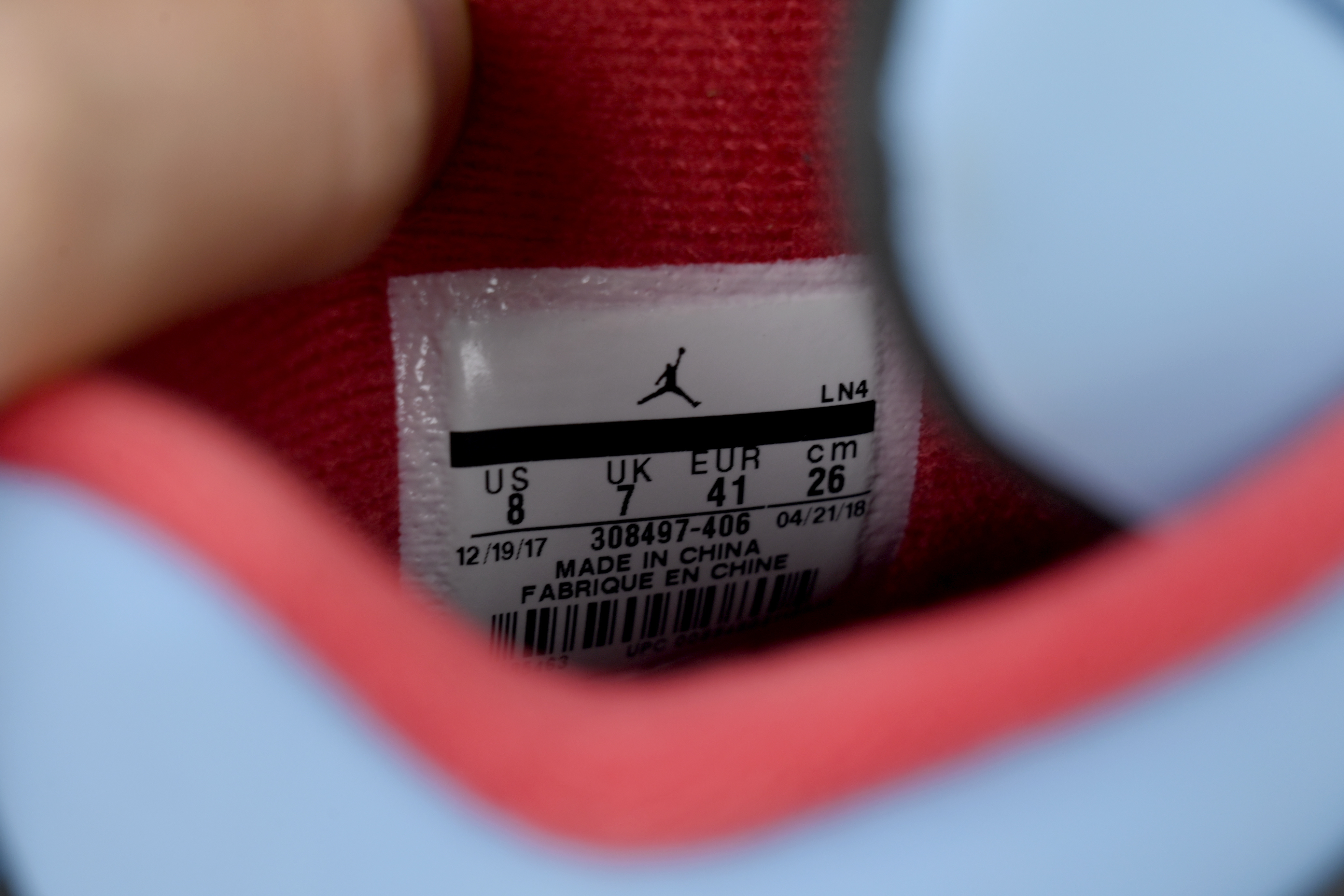 Air Jordan 4 Retro University Blue CT8527-400