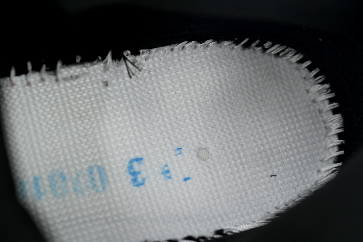  Air Jordan 12 Retro CT8013-002