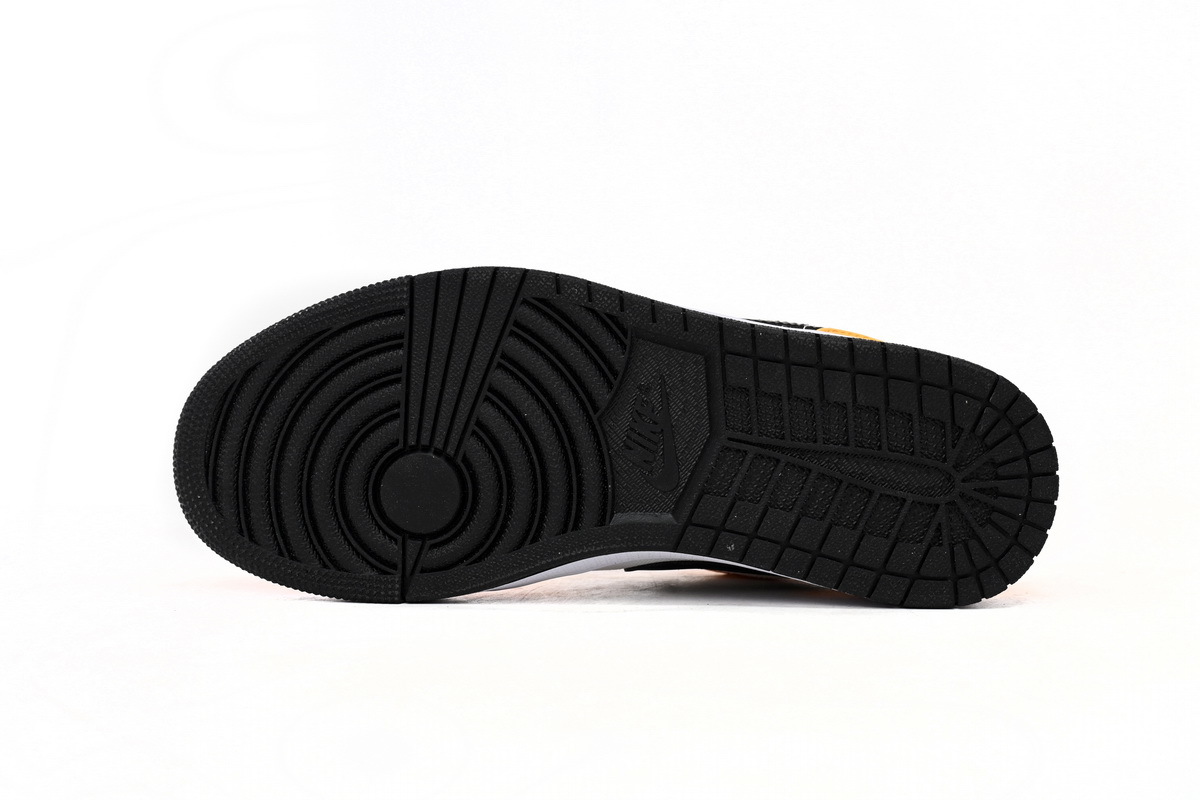 Air Jordan 1 Low Laser Orange CZ4776-107