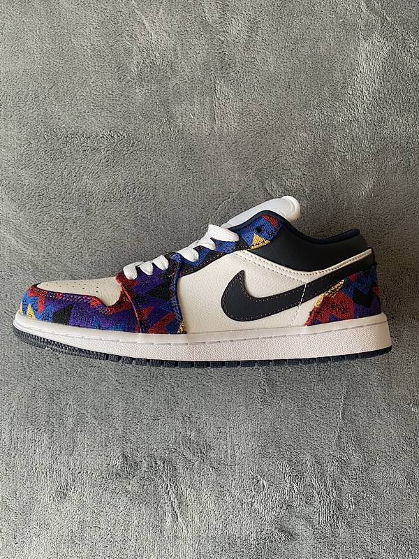Air Jordan 1 Low Sweater CZ8659-100 