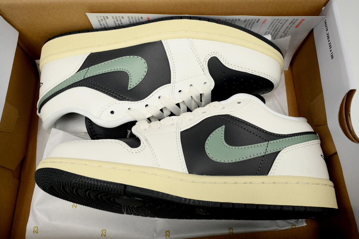 Air Jordan 1 Low Black Foam  DC0774-001