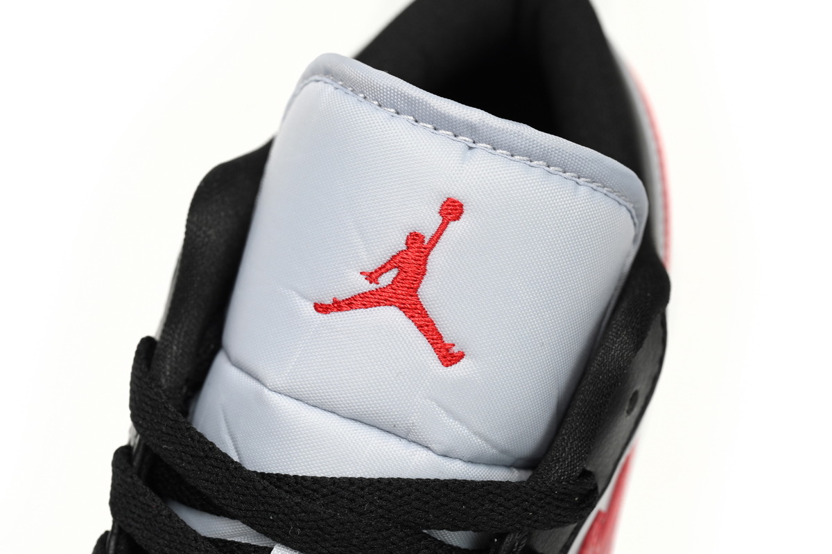 Air Jordan 1 Low WMNS Black   DC0774-062