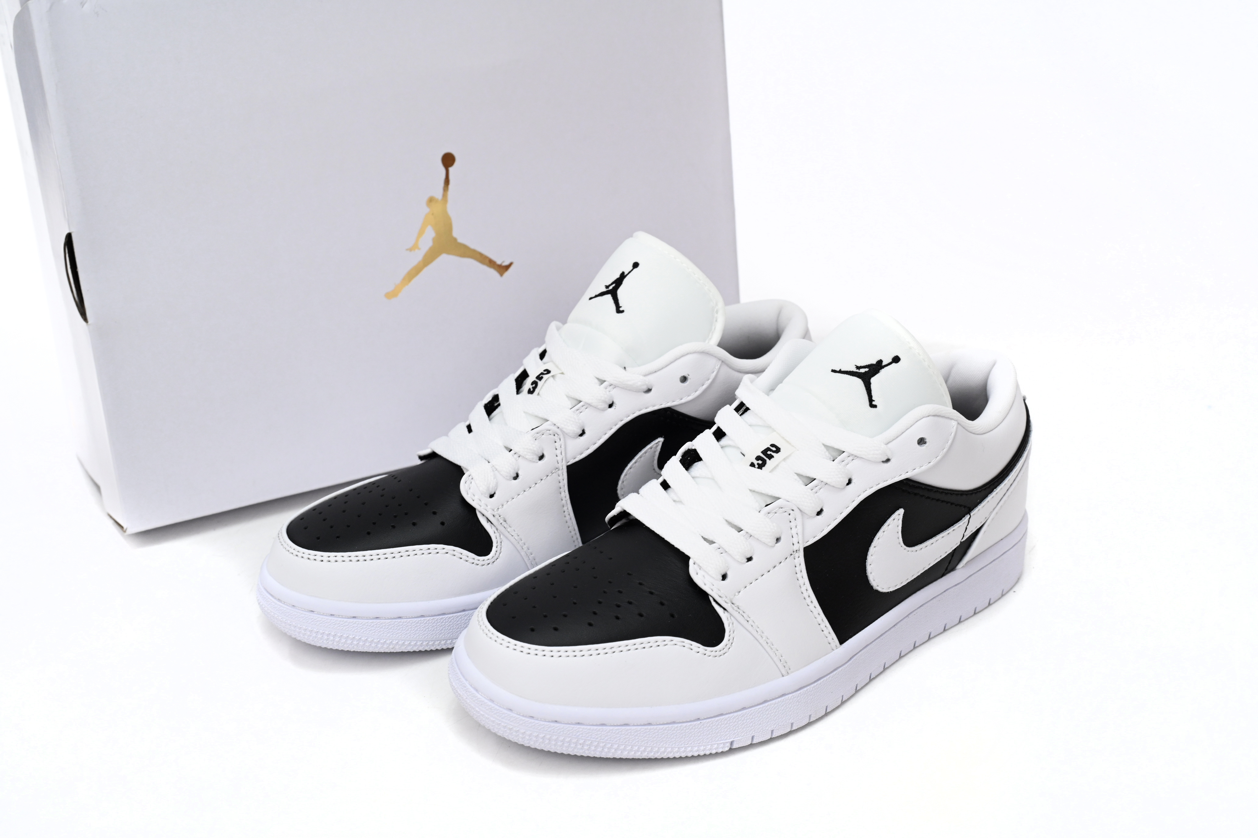 Air Jordan 1 Low Panda White Black Sneakers DC0774-100
