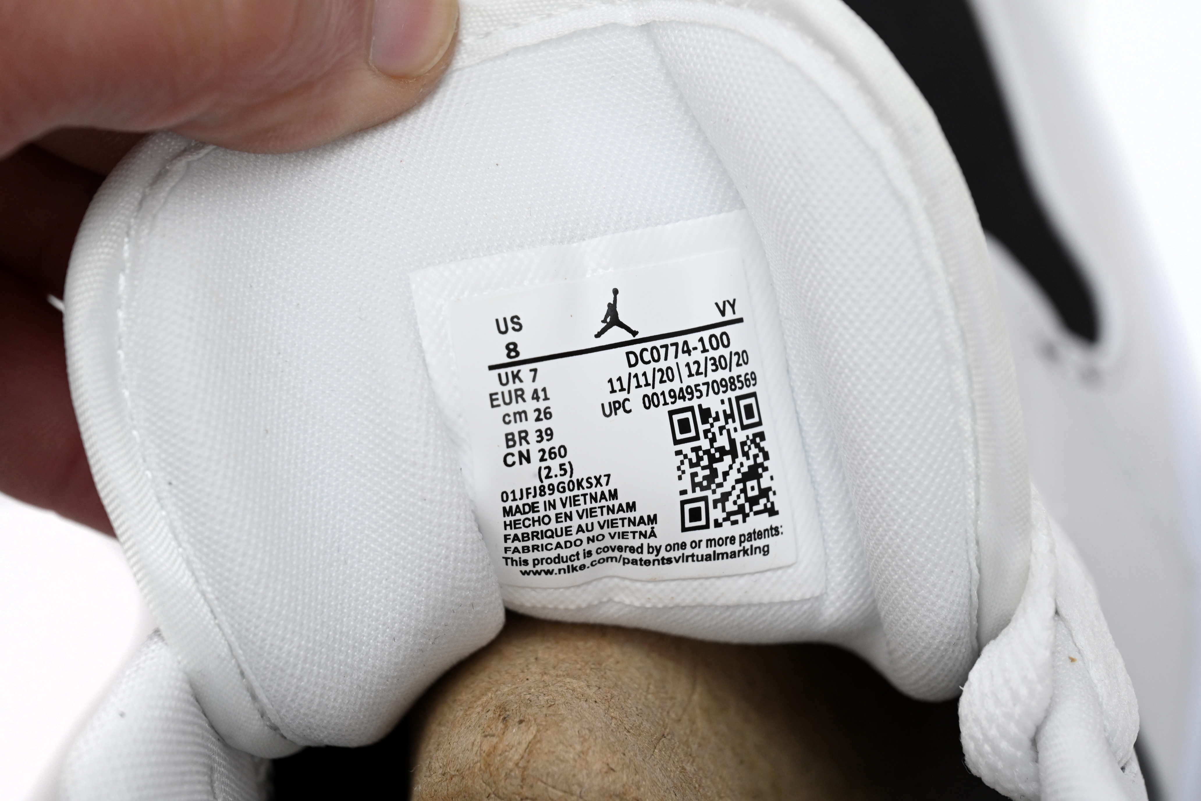 Air Jordan 1 Low Panda White Black Sneakers DC0774-100