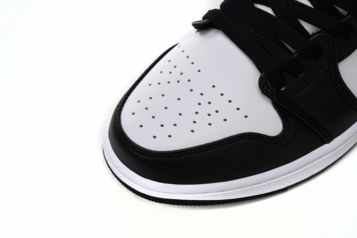 Air Jordan 1 Low Black And White DC0774-101