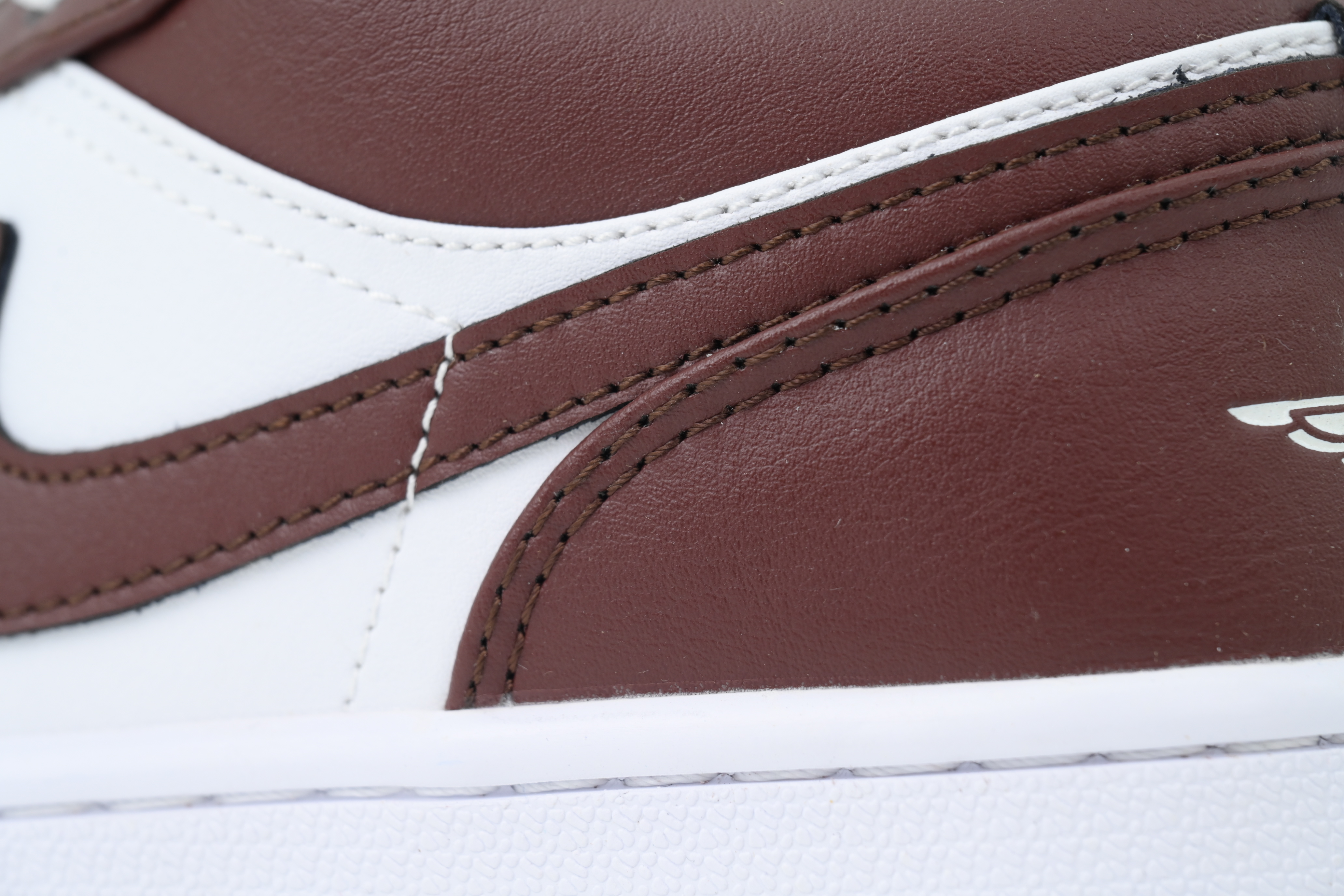 Air Jordan 1 Low White Eclipse Bronze DC0774-116