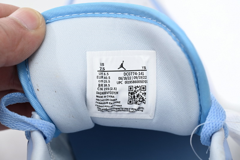 Travis Scott Air Jordan 1 Low White Blue DC0774-141