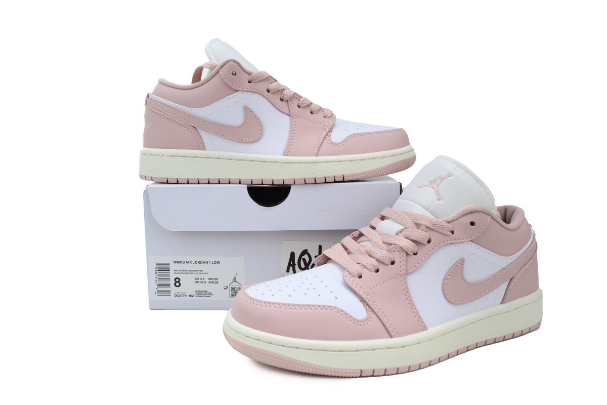 Air Jordan 1 Low Pink Oxford DC0774-162