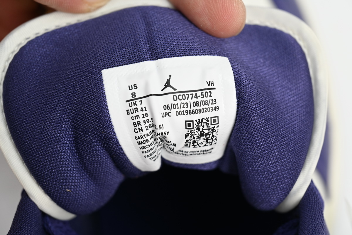 Travis Scott  Air Jordan 1 Low Sail White Purple DC0774-502