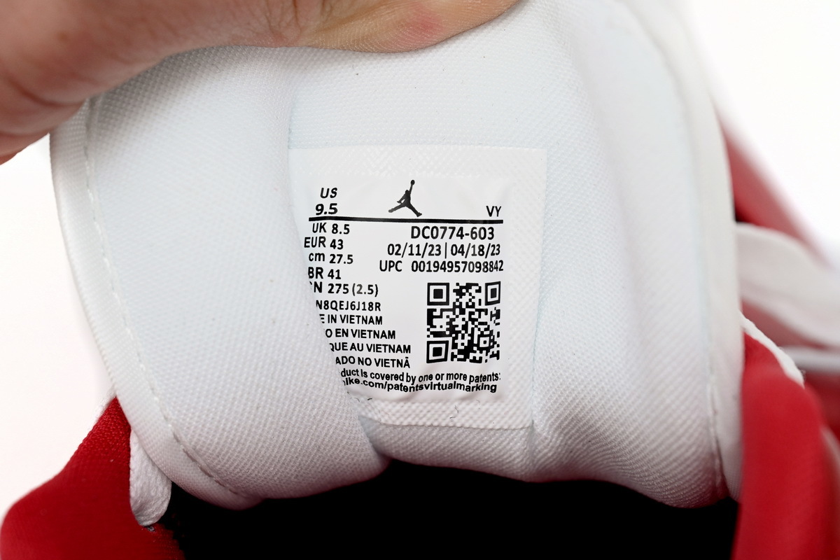 Air Jordan 1 Low DC0774-603 Red Sneakers
