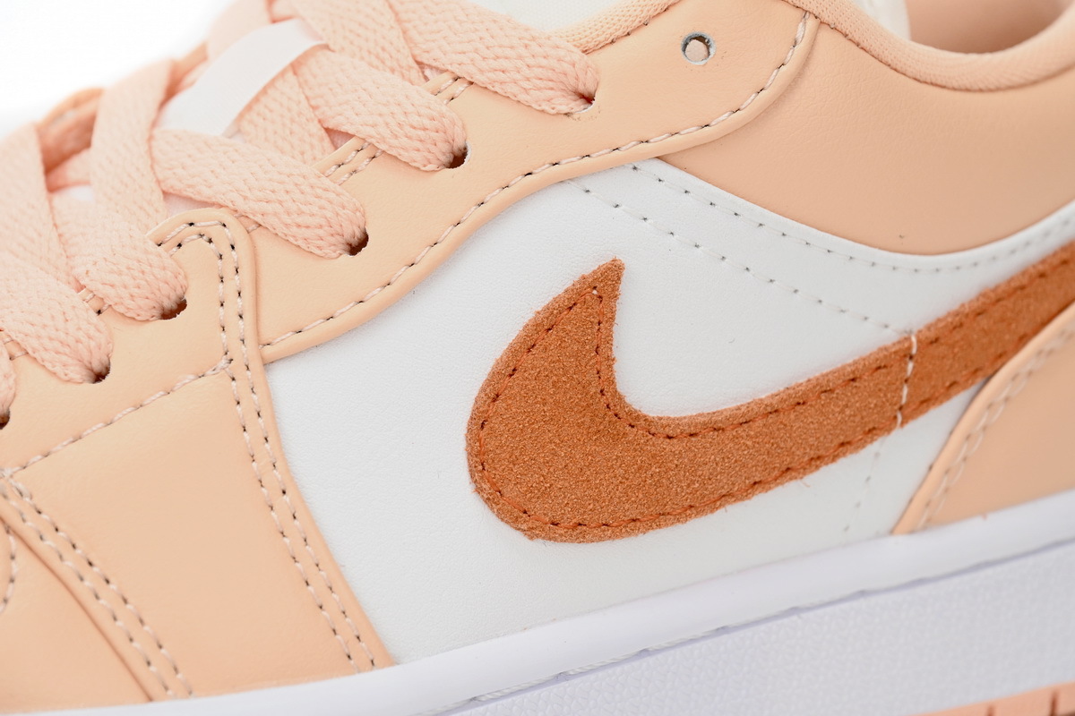 Travis Scott  Air Jordan 1 Low Pink Orange DC0774-801
