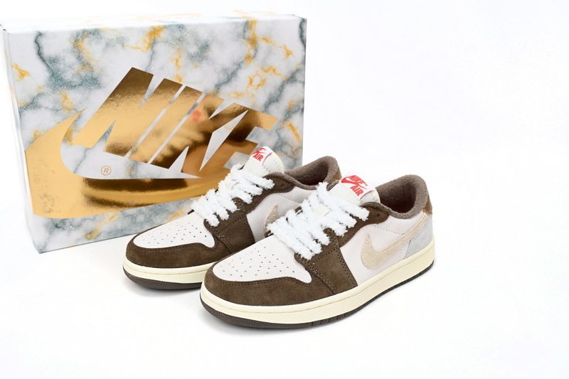 Travis Scott  Air Jordan 1 Low OG DJ1312-200 