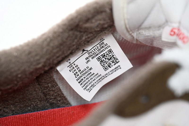 Travis Scott  Air Jordan 1 Low OG DJ1312-200 