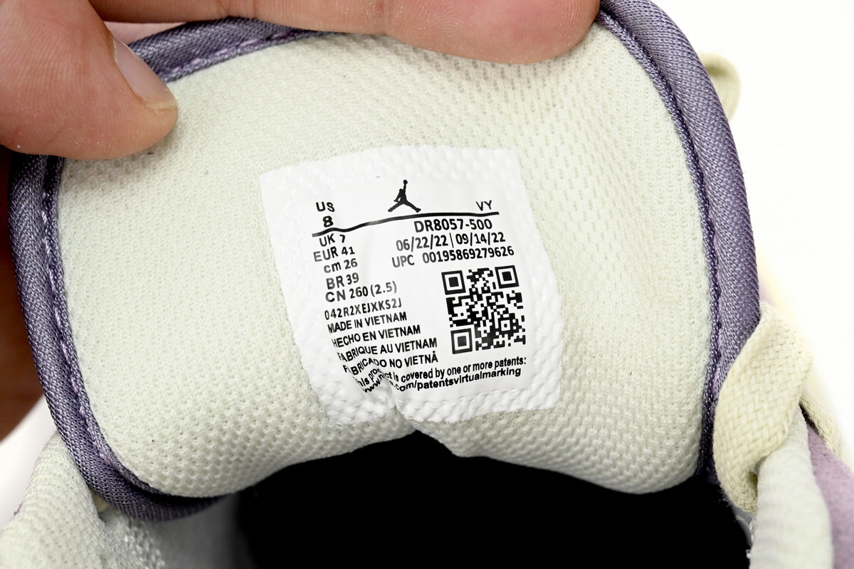 Air Jordan 1 Low SE Be The One DR8057-500