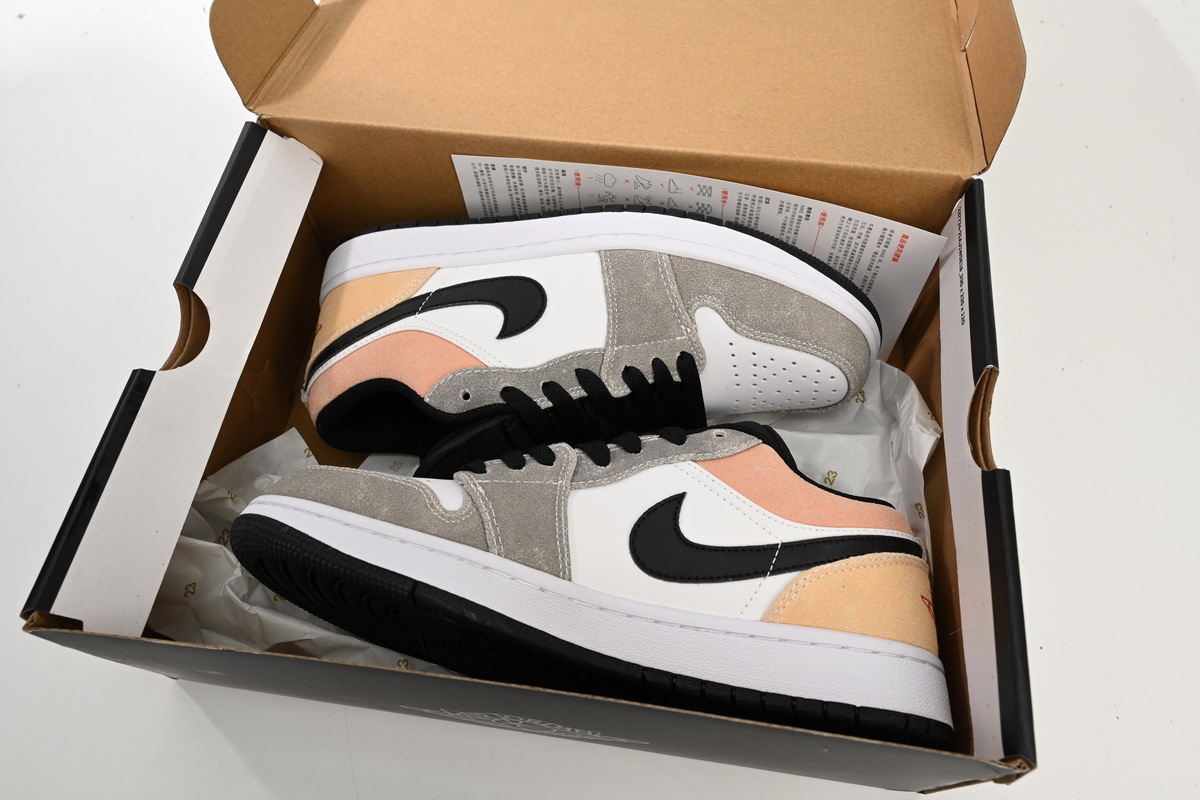 Travis Scott Air Jordan 1 Low SE DX4334-008