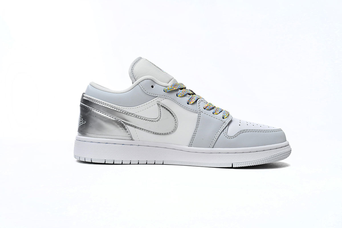 Air Jordan 1 Low silver DX6070-101