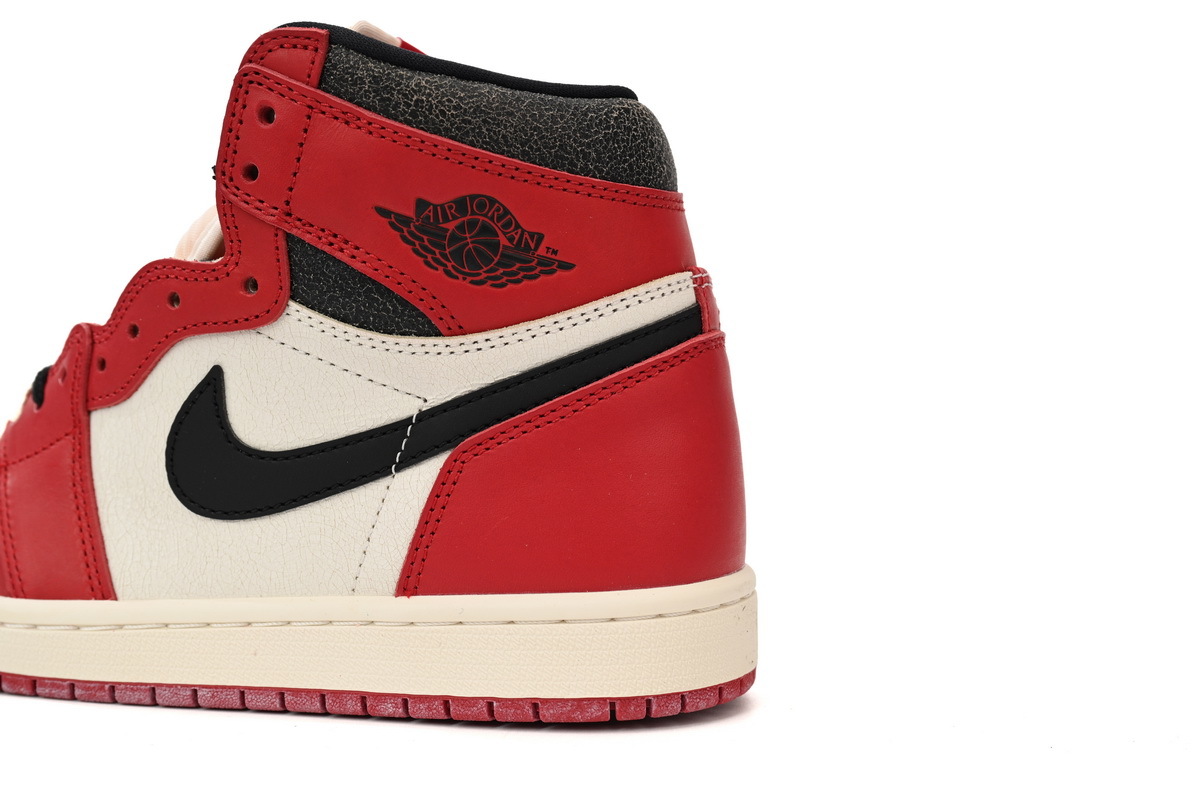 Air Jordan 1 Chicago Reimagined OG DZ5485-612 