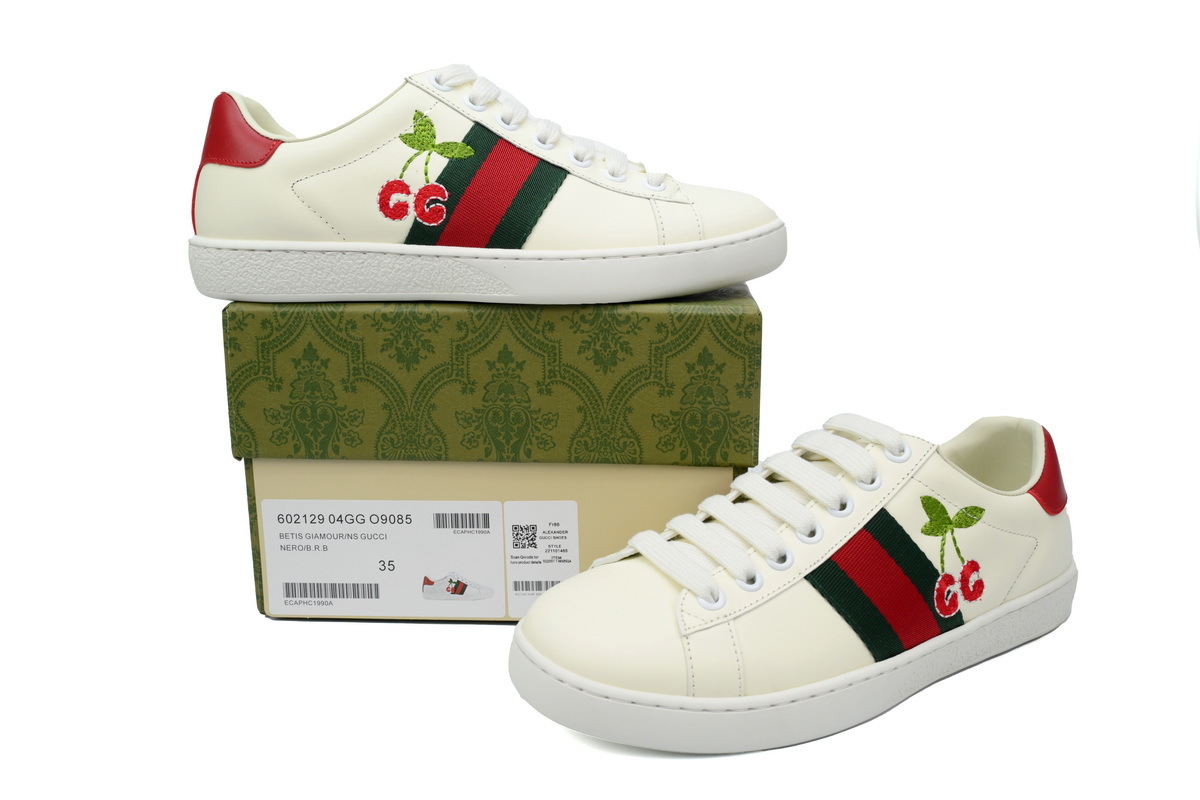 Gucci Ace Cherry White Red 602129 04GG O9085