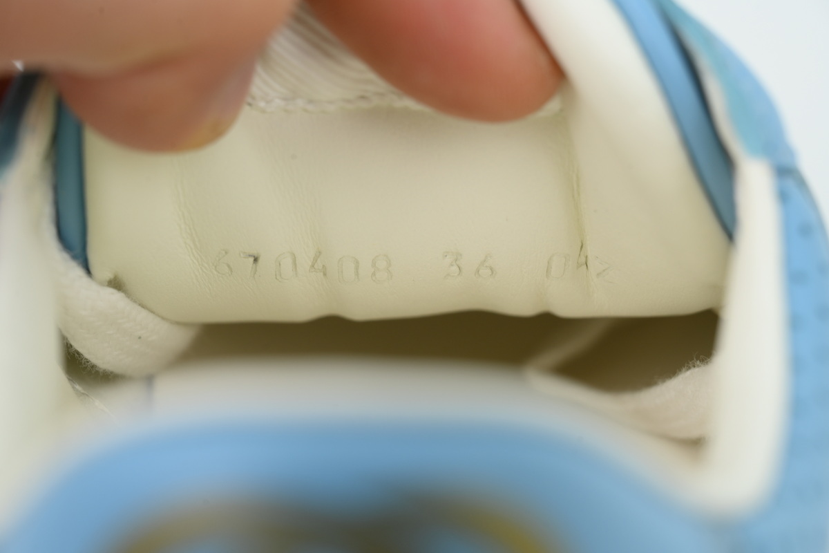Gucci Chunky GG Supreme Light Blue White Sneaker 670408 1XL10 9014