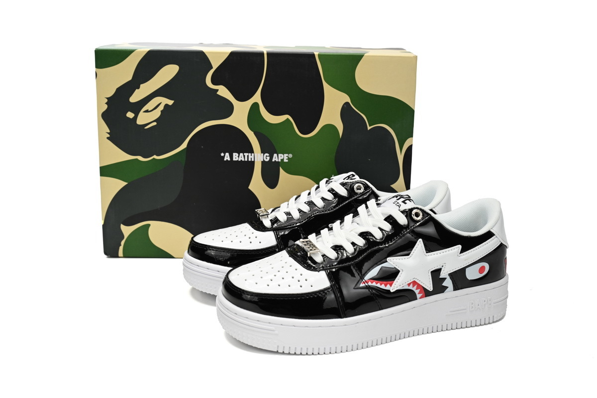  A Bathing Ape Bape Sta Low en blanco y negro con estampado de tiburón H30-191-009