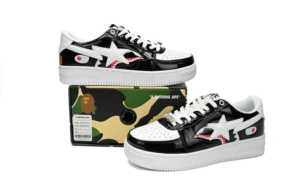  A Bathing Ape Bape Sta Low en blanco y negro con estampado de tiburón H30-191-009