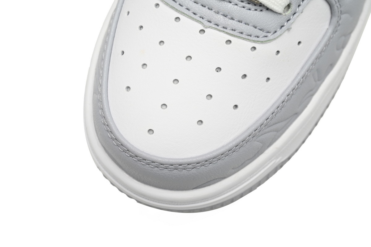 H70-191-002 A Bathing Ape Bape Sta Low White Gray embossing
