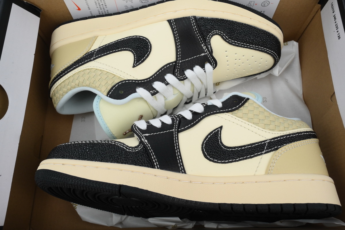 Air Jordan 1 Low SE Pale Vanilla Blac HQ3437-101
