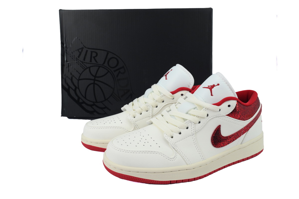 Air Jordan 1 Low Ruby HT9338-106