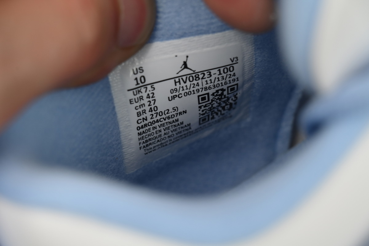 Air Jordan 4 Retro Aluminum HV0823100