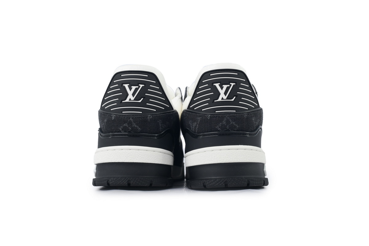LOUIS VUITTON Black Jeans