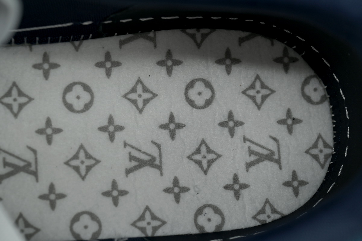 Louis Vuitton Casual shoes White Blue