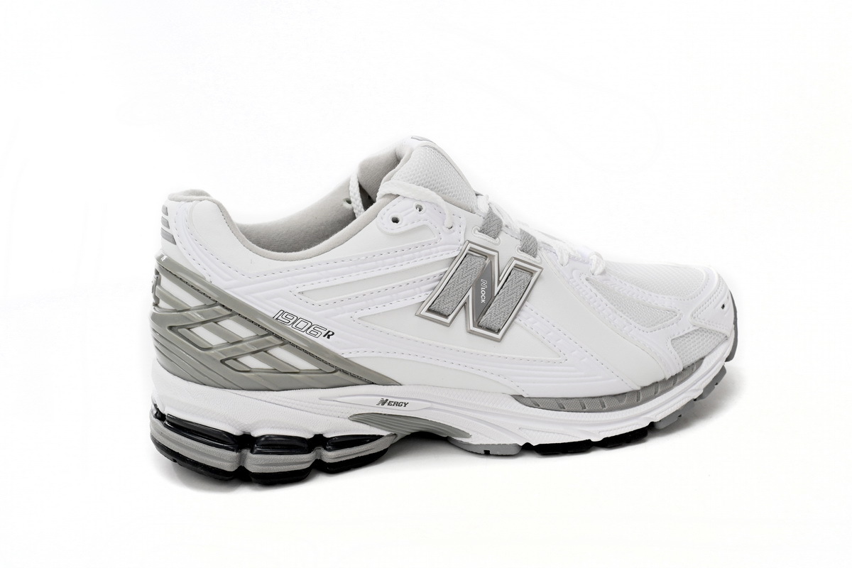  NEW BALANCE White Pale M1906RE