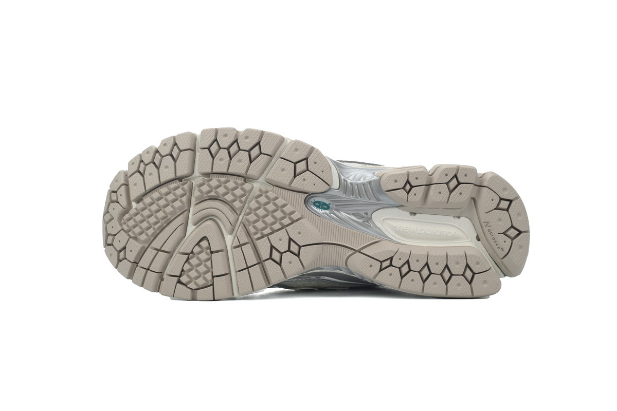  NEW BALANCE Light Gray Silver M1906REE