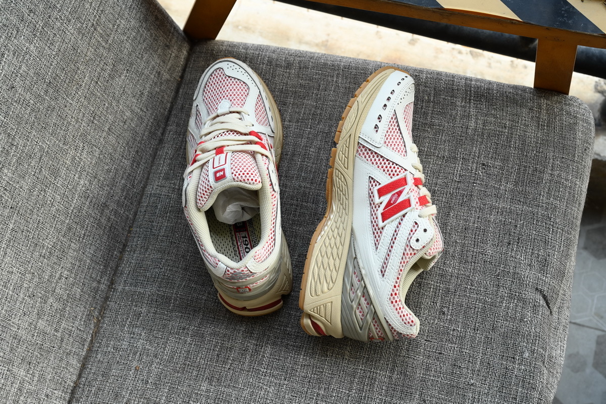  NEW BALANCE White Red M1906RO