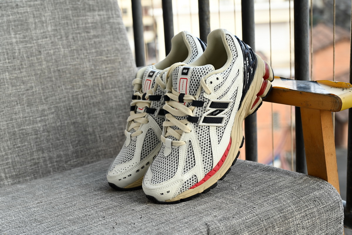  NEW BALANCE Greyish Red M1906RR
