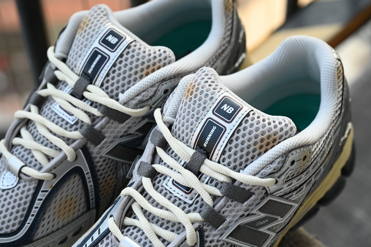 NEW BALANCE Grey silver M1906RTI 