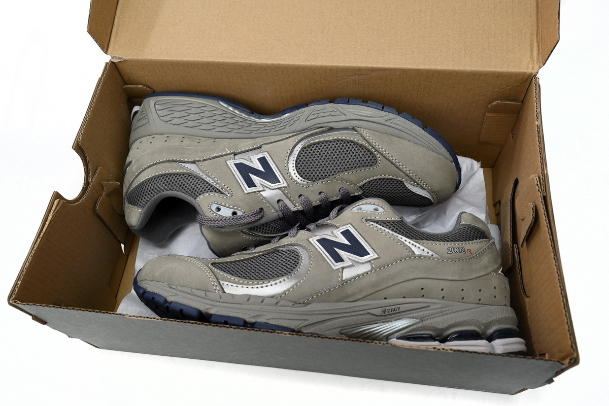  New Balance 2002R Golden Ash M2002RA