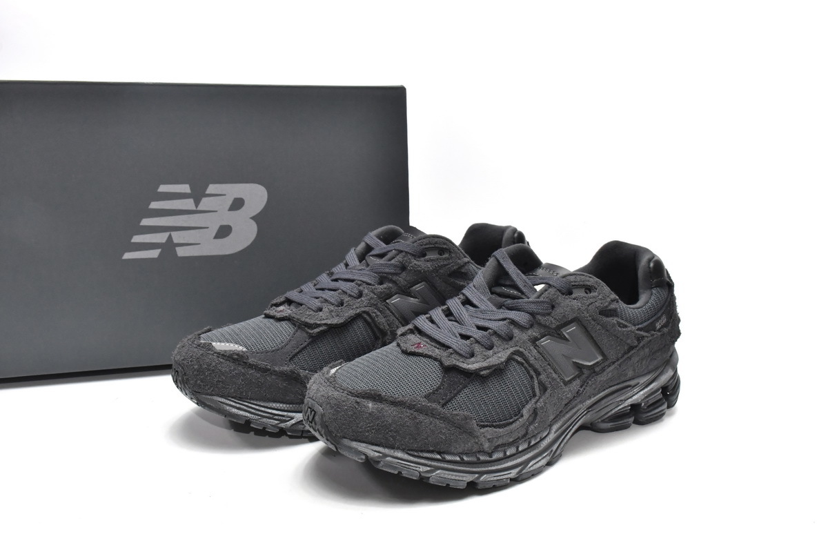 New Balance 2002R Phantom Black M2002RDB