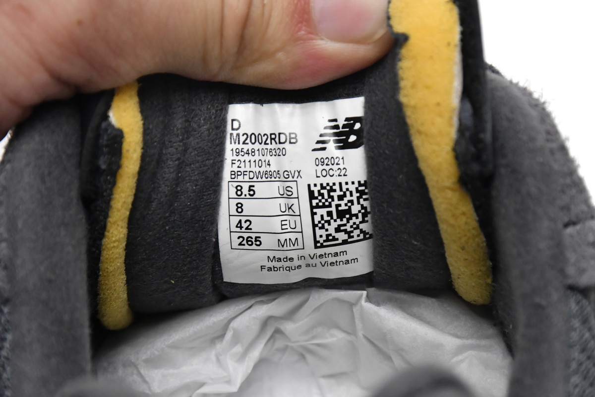 New Balance 2002R Phantom Black M2002RDB
