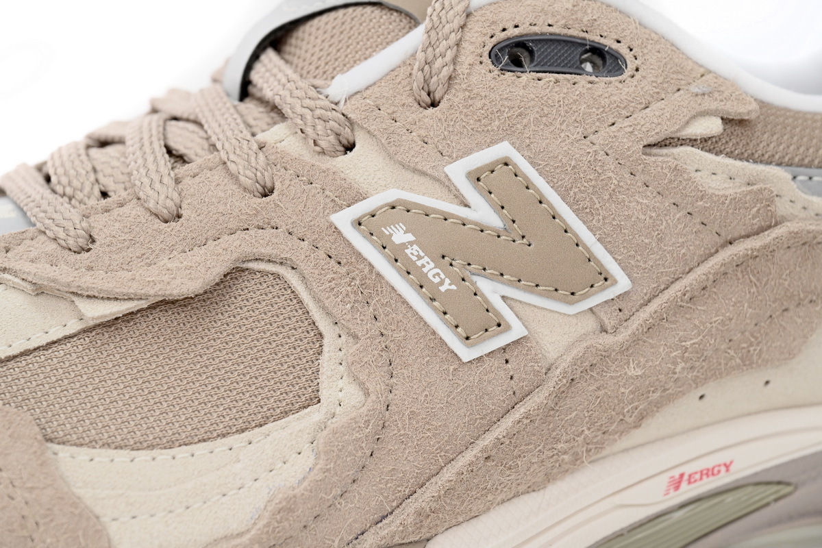  New Balance 2002R Shallow Khaki M2002RDL