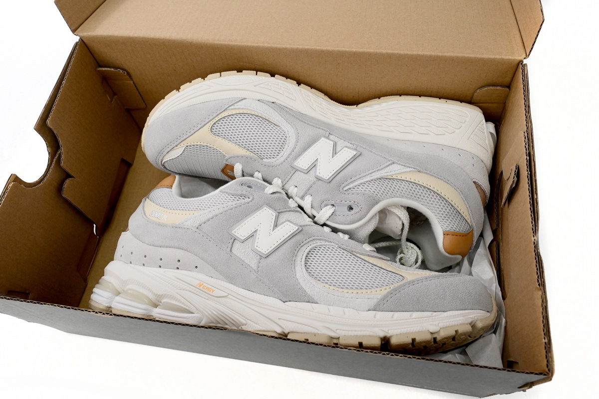  New Balance 2002R White Grey M2002RSB