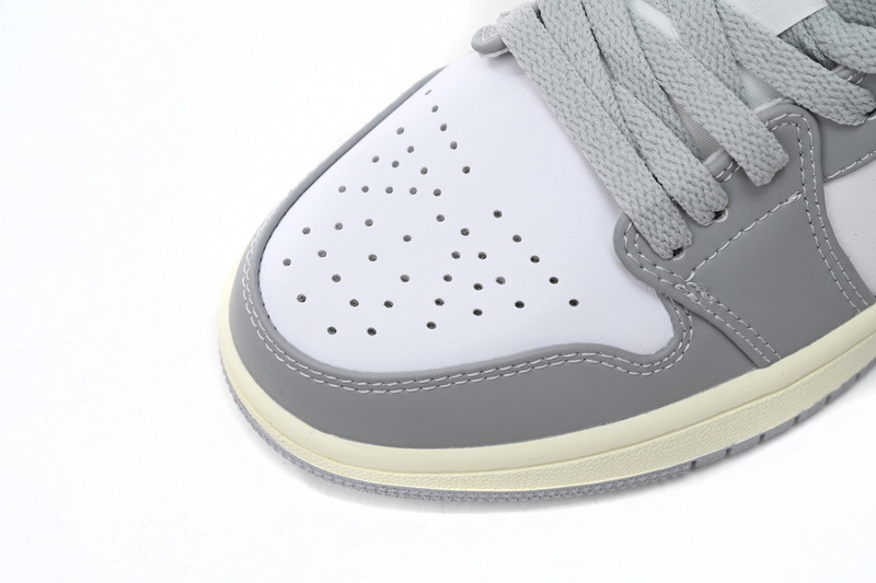 Travis Scott Air Jordan 1 Low Retro Grey