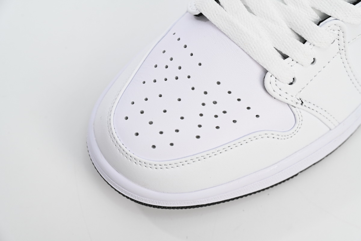   Air Jordan 1 Low White Black Travis Scott 553558132