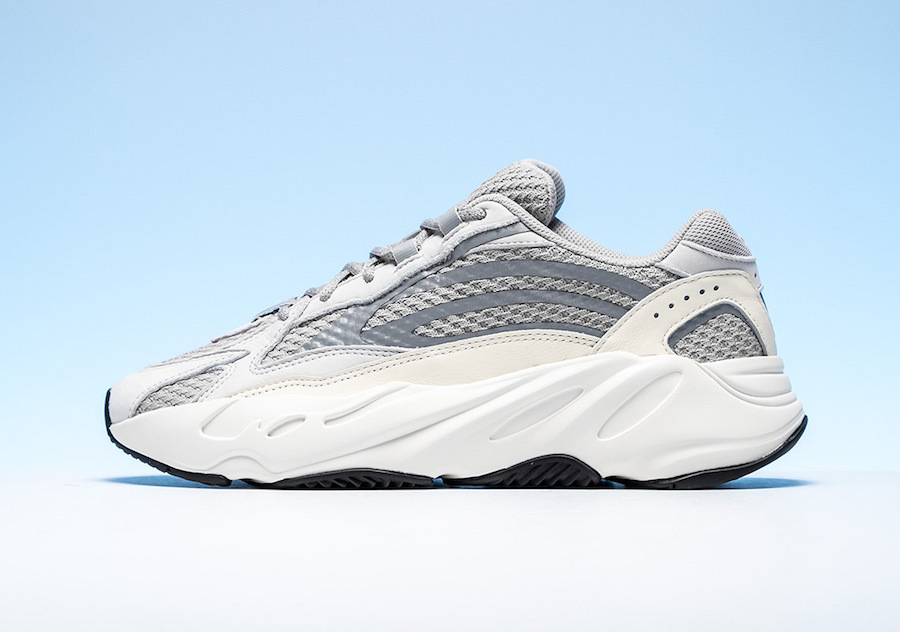 Yeezy Boost 700 V2