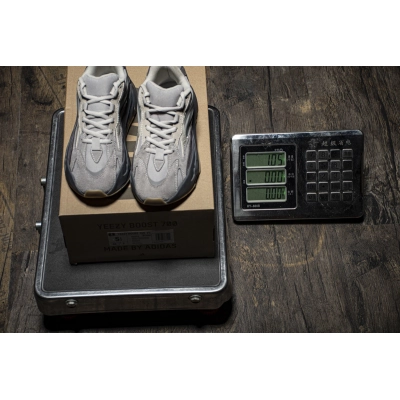 Yeezy Boost 700 V2 02