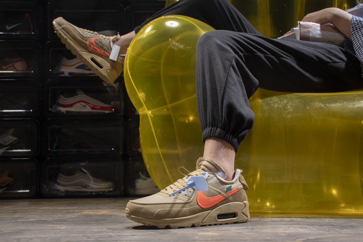  Off-White  Nike Air Max 90 AA7293-200