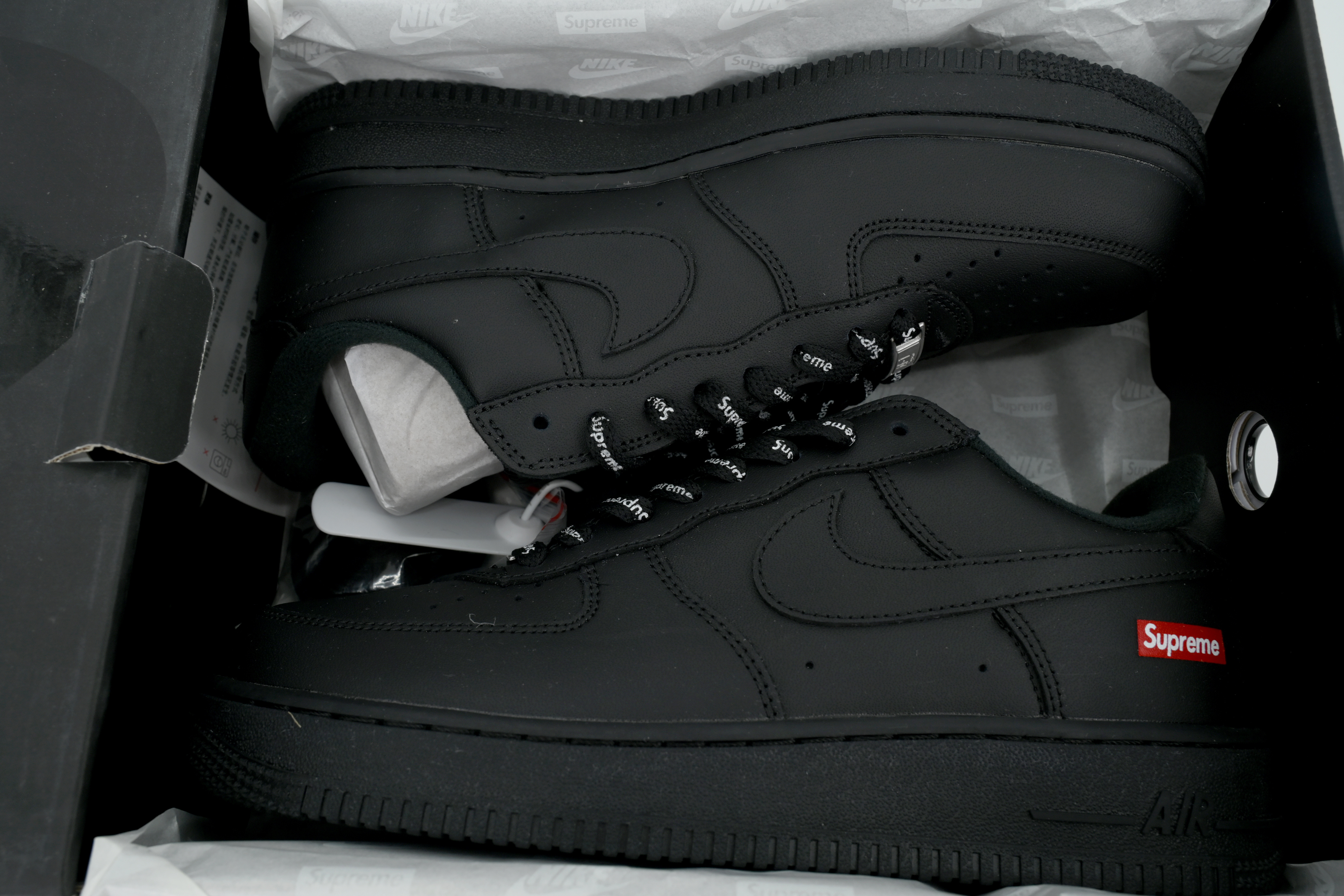 Supreme Air Force 1 Low CU9225-001 