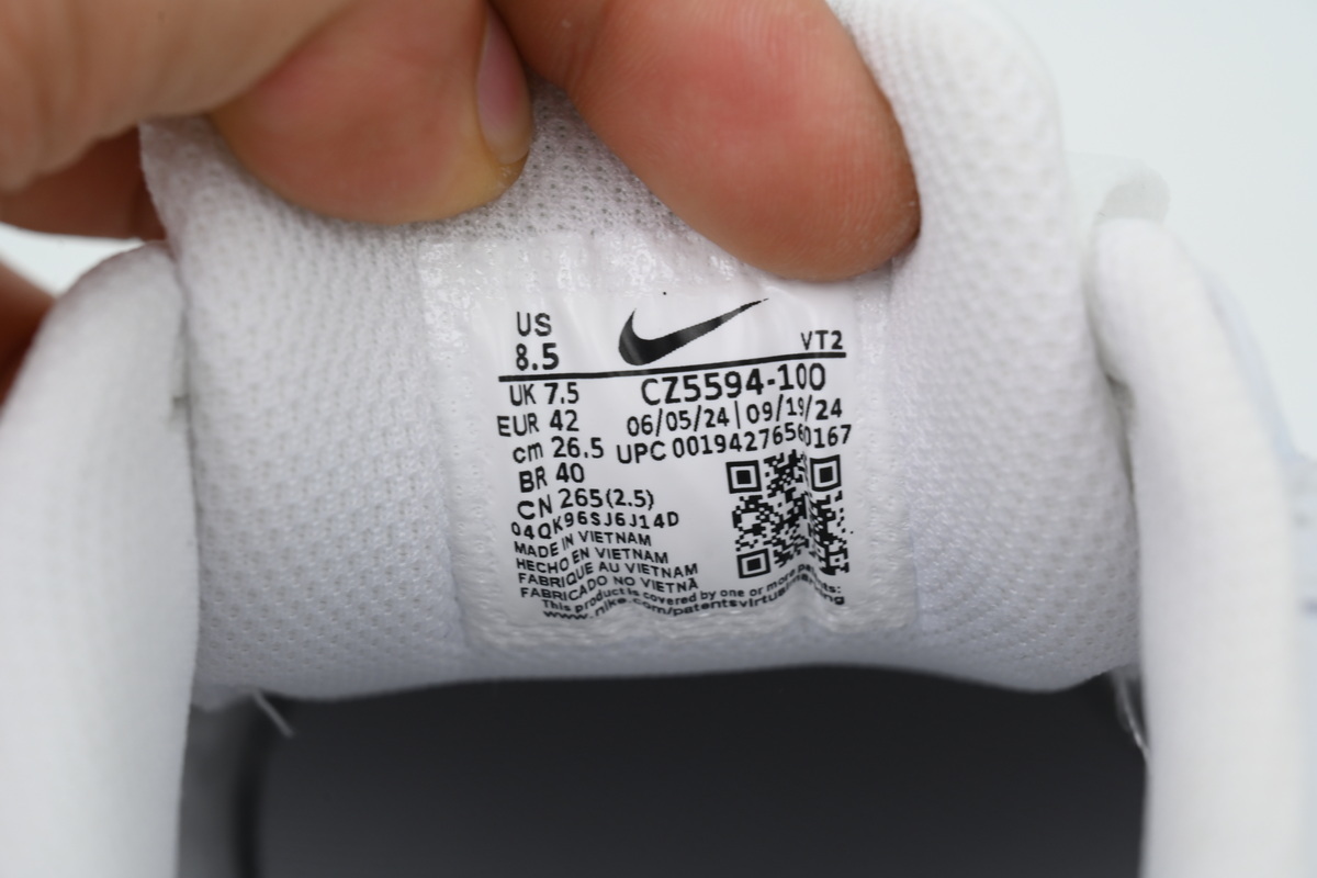 Nike Air Max 90 Triple White CZ5594-100