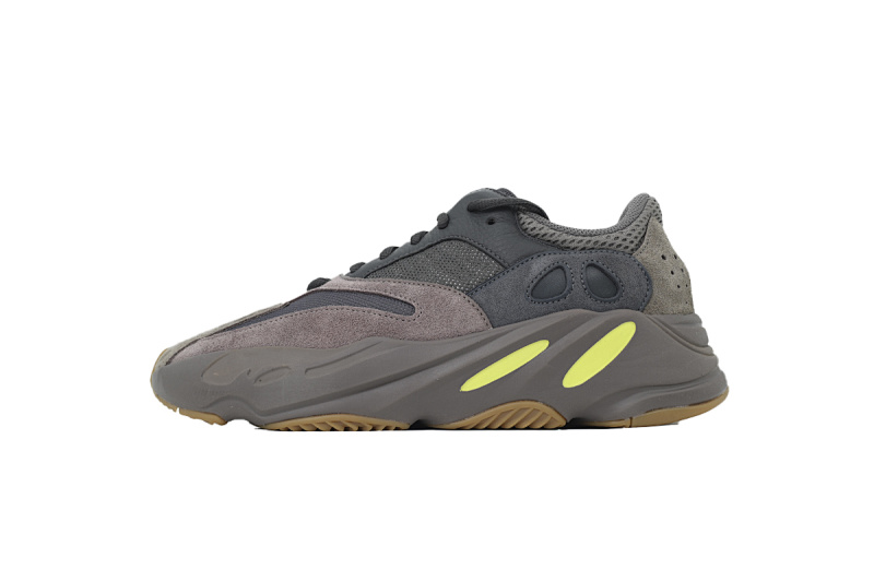 EE9614 Yeezy Boost 700
