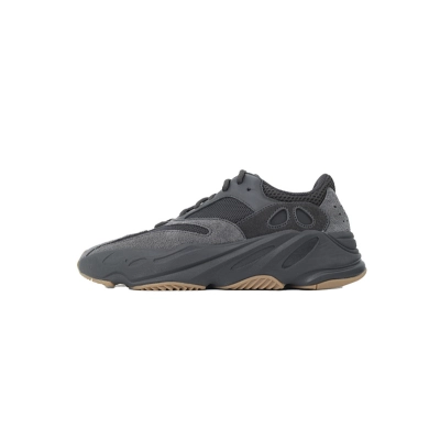 FV5304 Yeezy Boost 700 01